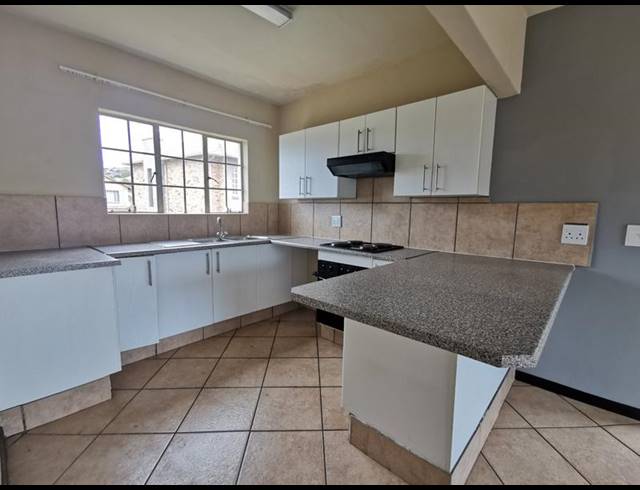 2 BEDROOM PROPERTY TO RENT IN SUGAR BUSH ESTATE